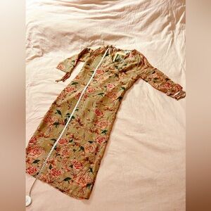 New ABCHICBY Womens Size Small Floral Bodycon Slit Dress NWT Vintage Style